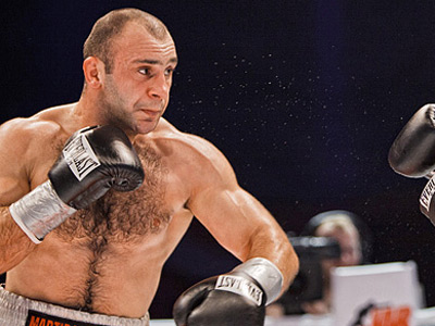 Врачи Омска упорно борются за жизнь сибирского чемпиона по боксу